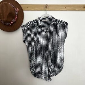 LOFT Black and White Gingham Button Down Shirt